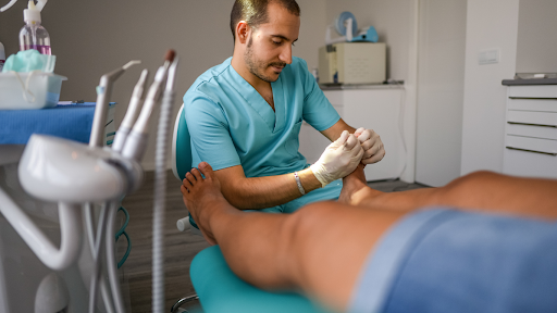 Best podiatrist in Houston offering QUTENZA treatment for neuropathic pain